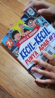 Alhamdulillah ada buku baru nih. Temen-temen yang penasaran mau baca, bisa langsung pinjam ke perpustakaan @arkia_library yaVoice over by Naila Alesha Sofian kelas 2 Nusaibah @sdit_arkancendekia#bukuanak #bukubaru #perpustakaansekolah #literasi #ayomembaca